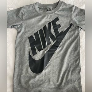 Nike Graphic Tee
